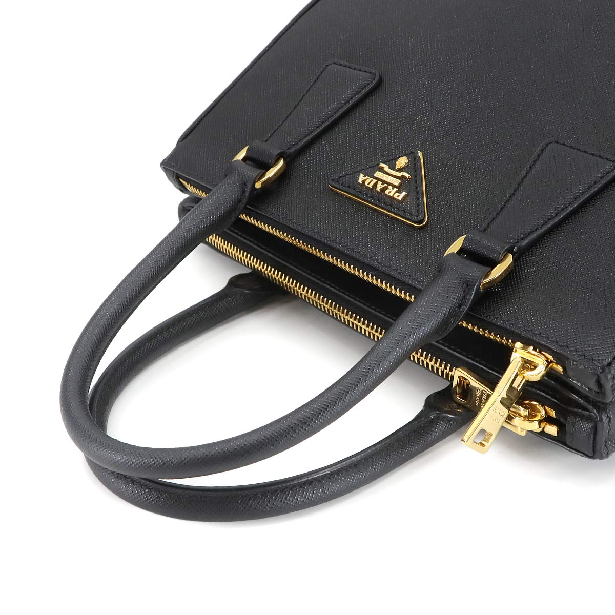 Galleria Small Hand Shoulder Bag Saffiano Leather Black 1BA896