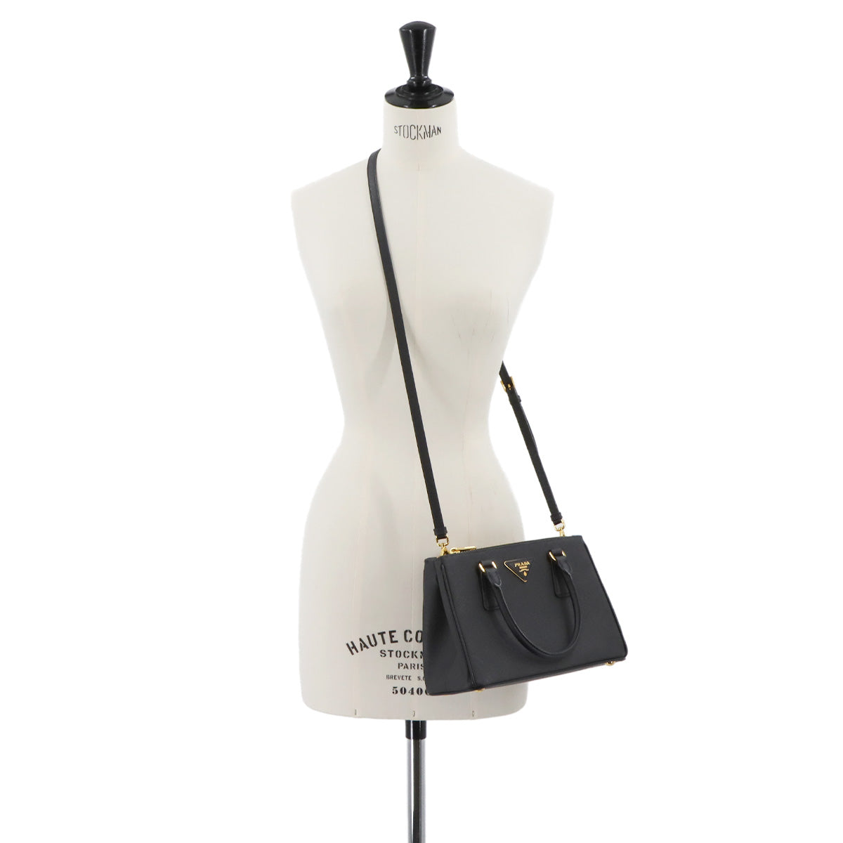 Galleria Small Hand Shoulder Bag Saffiano Leather Black 1BA896