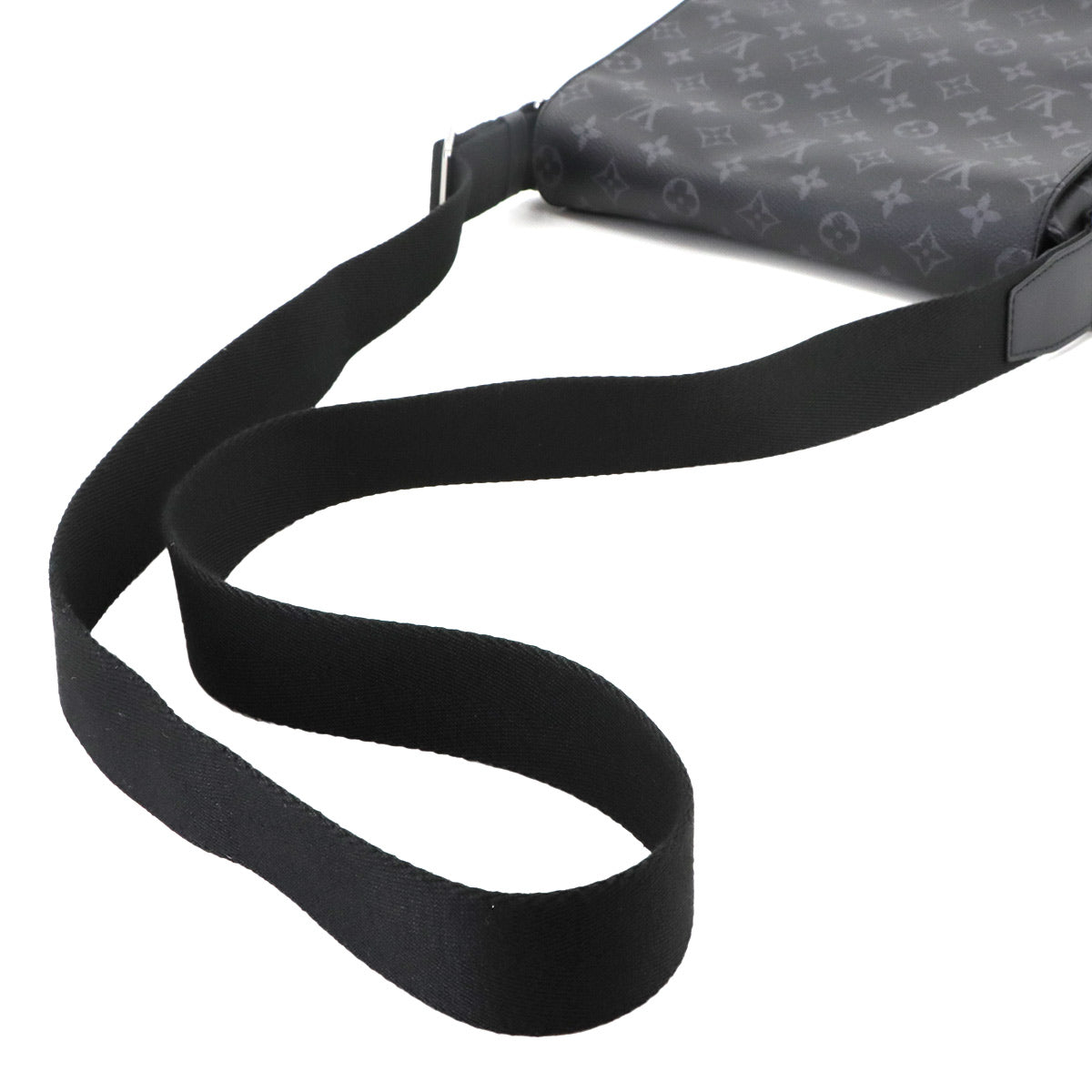 Monogram Eclipse District PM NV2 Shoulder Bag M45272