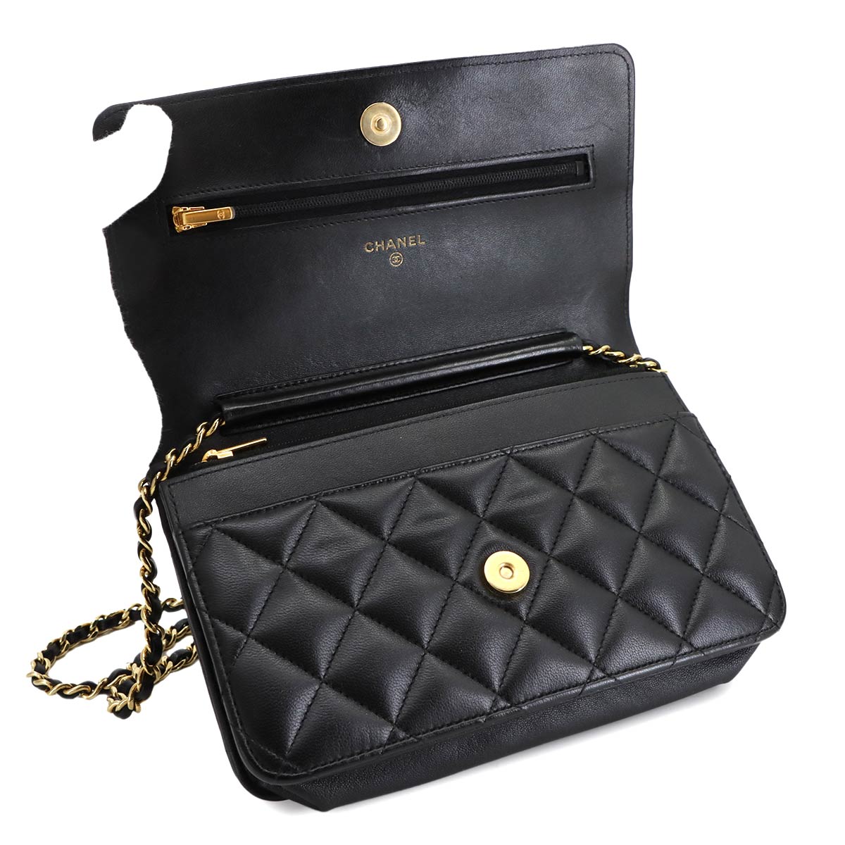 Matelasse Classic Chain Wallet Skin Leather Black AP0250