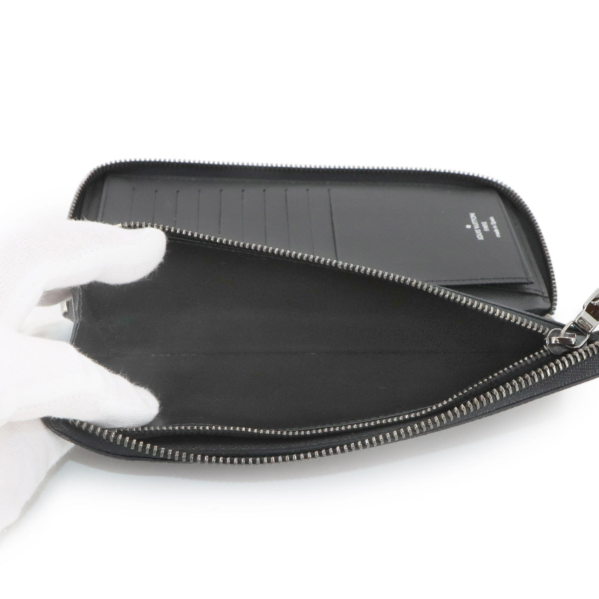 LOUIS VUITTON Monogram Eclipse Zippy Wallet Vertical Black M62295