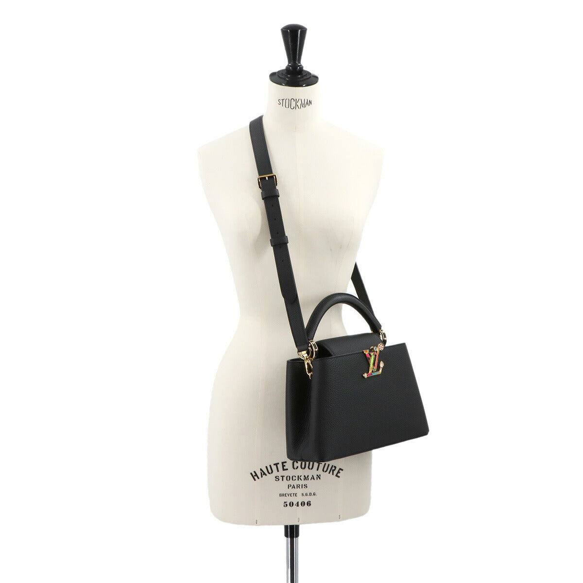 LVxTM Capucines BB Hand Shoulder Bag Leather M13832