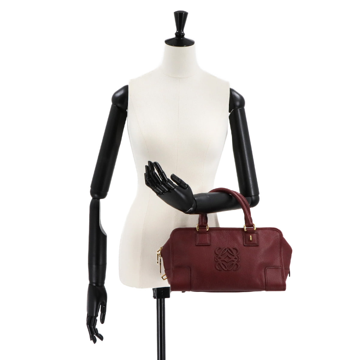 Amazona 28 Hand Bag Leather Bordeaux Anagram Purse