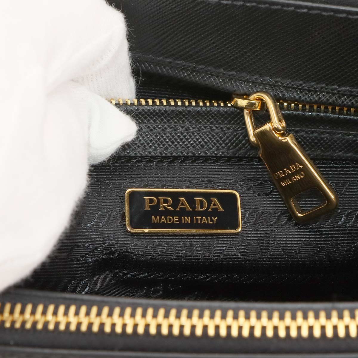 Galleria Mini Hand Shoulder Bag Saffiano Leather Nero 1BA916