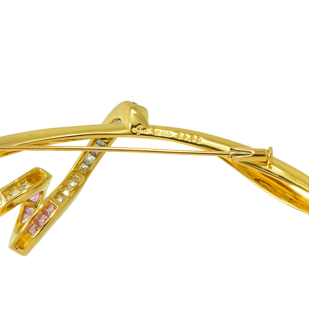 Sapphire 3.25ct Brooch 18K YG 750