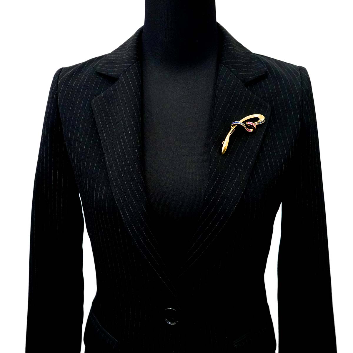 Sapphire 3.25ct Brooch 18K YG 750