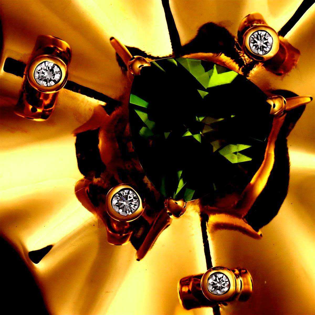 Peridot 3.46ct Diamond 0.07ct Necklace 18K YG