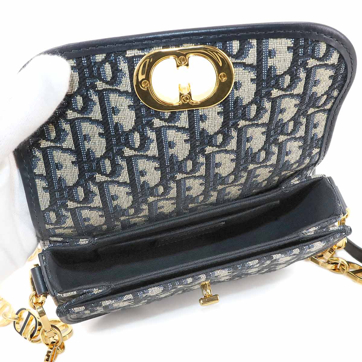 Oblique 30 Montaigne Avenue Small Shoulder Bag Canvas