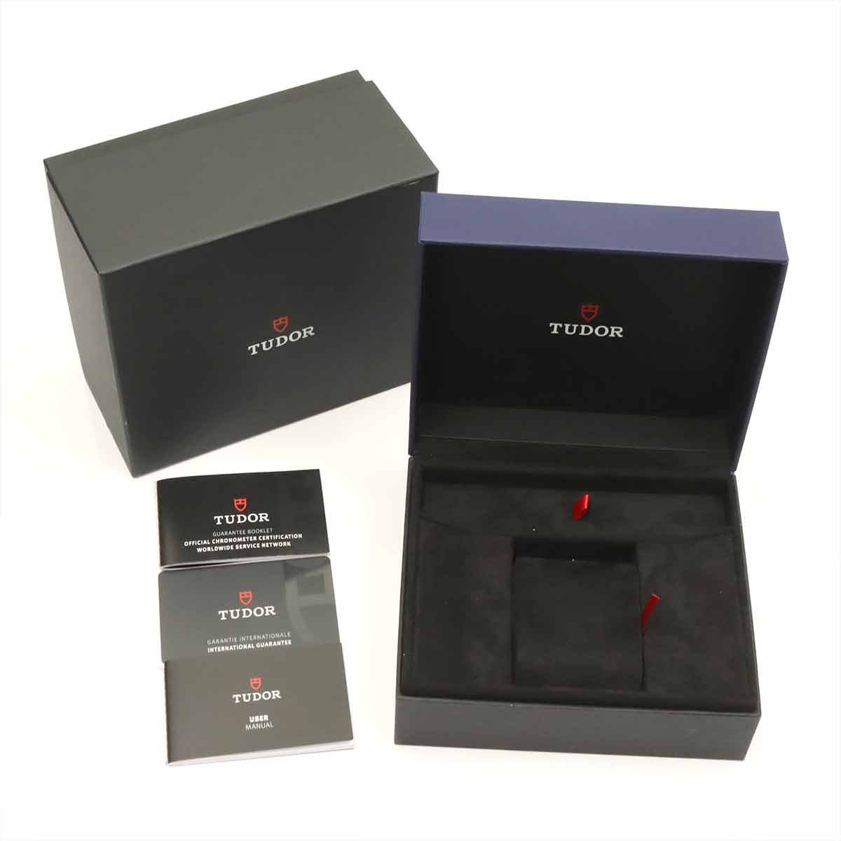 Pelagos FXD Alinghi Red Bull 25707KN Automatic Blue Dial Mens