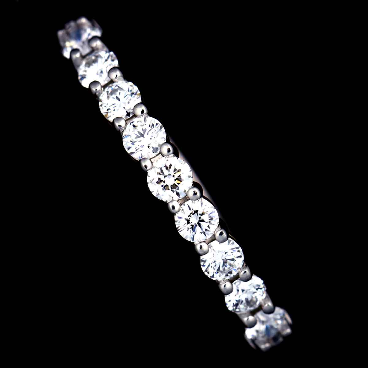 Half Diamond Ring Platinum size5.5-5.75(US)