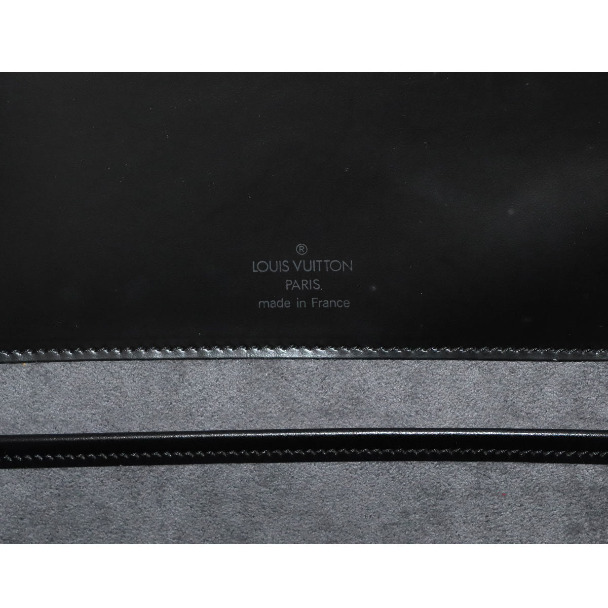 Epi Nocturne GM Shoulder Bag Leather Noir M52172