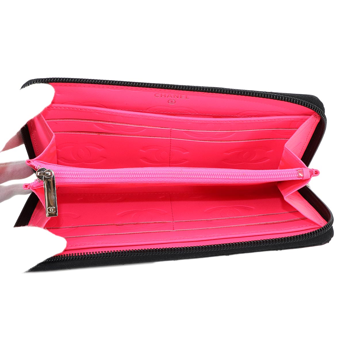 Cambon Line Zipped Around Long Wallet Leather Black A50078