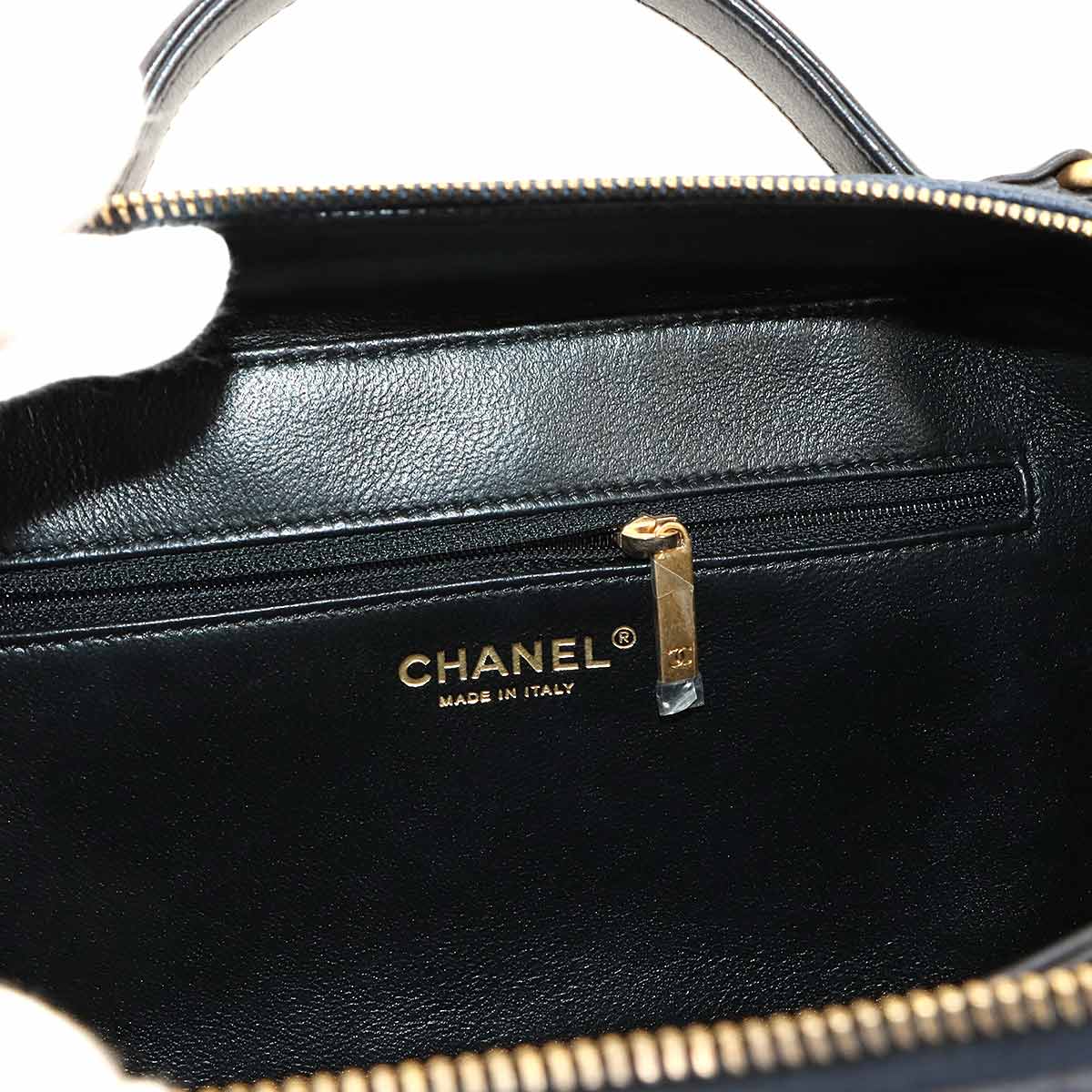 CC Filigree Large Vanity Shoulder Bag Leather Navy A93344