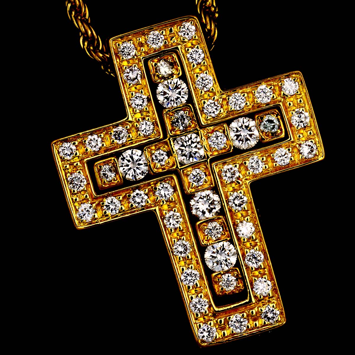 Belle Epoque XS Diamond Cross Necklace 18K YG 750