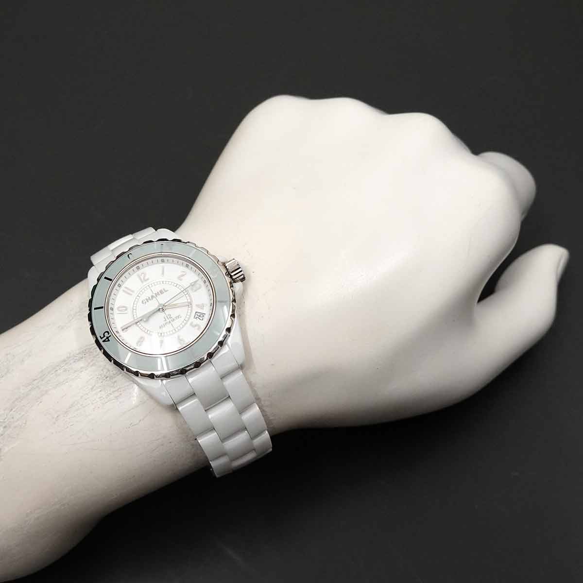 J12 Soft Mint H4465 Ceramic Automatic White Dial Mens