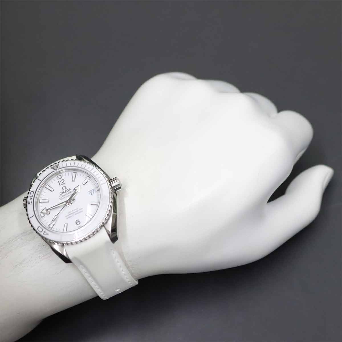 Seamaster Planet Ocean 600M 232 32 42 21 04 001 White Dial