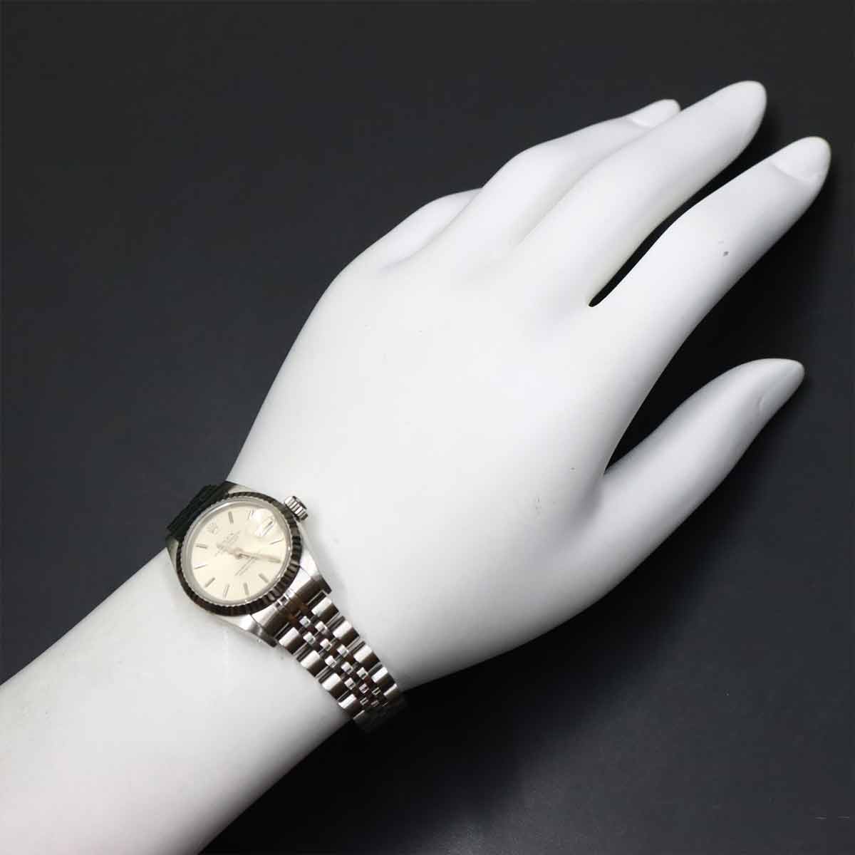 Datejust 69174 Serial N Silver Dial 750 White Gold Ladies Watch