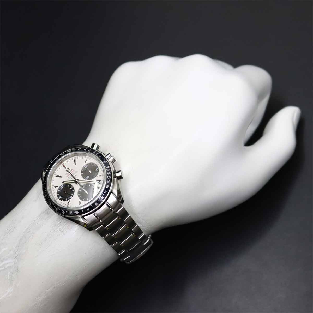Speedmaster 323 30 40 40 02 001 Panda Date Automatic Watch