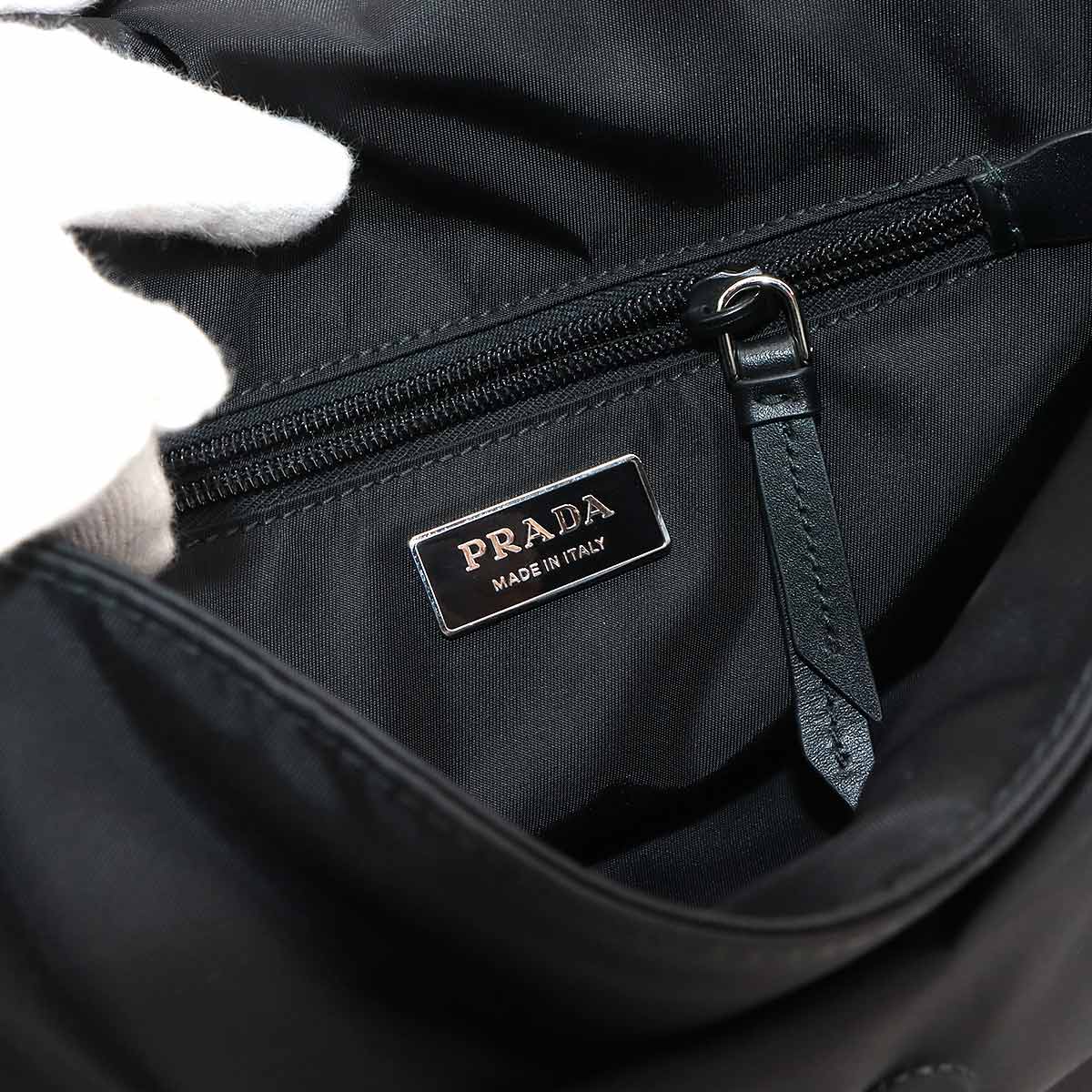 Traveller Small Padded Shoulder Bag Nylon Leather Black 1BD313