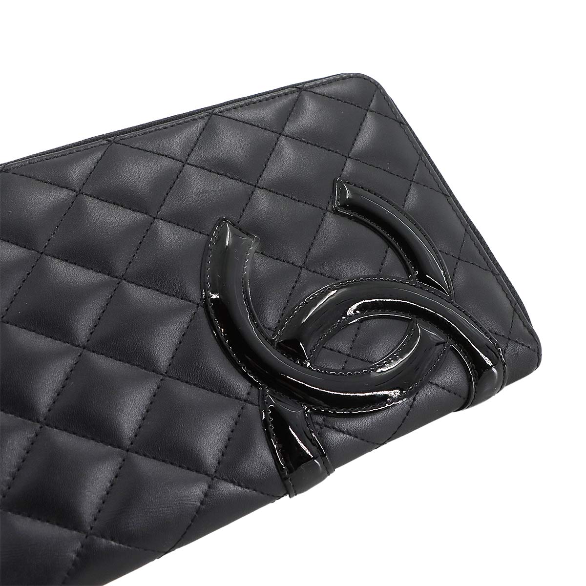 Cambon Line Zipped Around Long Wallet Leather Black A48660