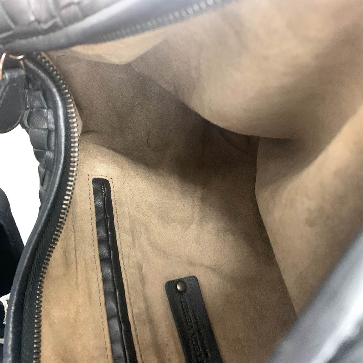 Intrecciato Shoulder Bag Leather Black 115653