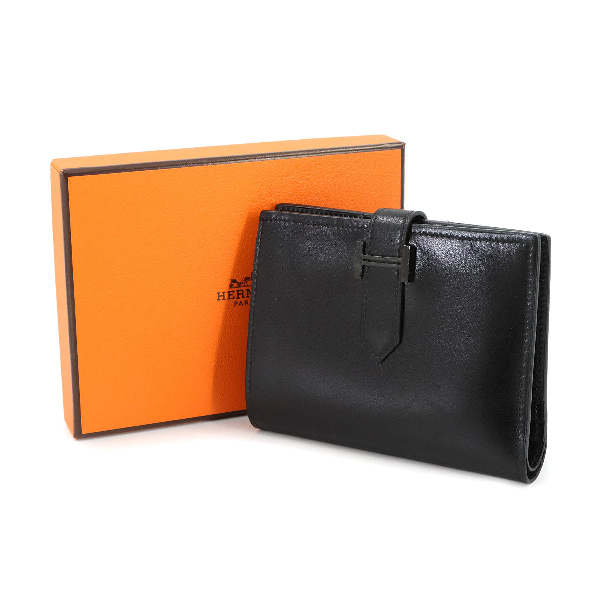 So Black Bearn Compact Wallet Monochrome Box calf Purse