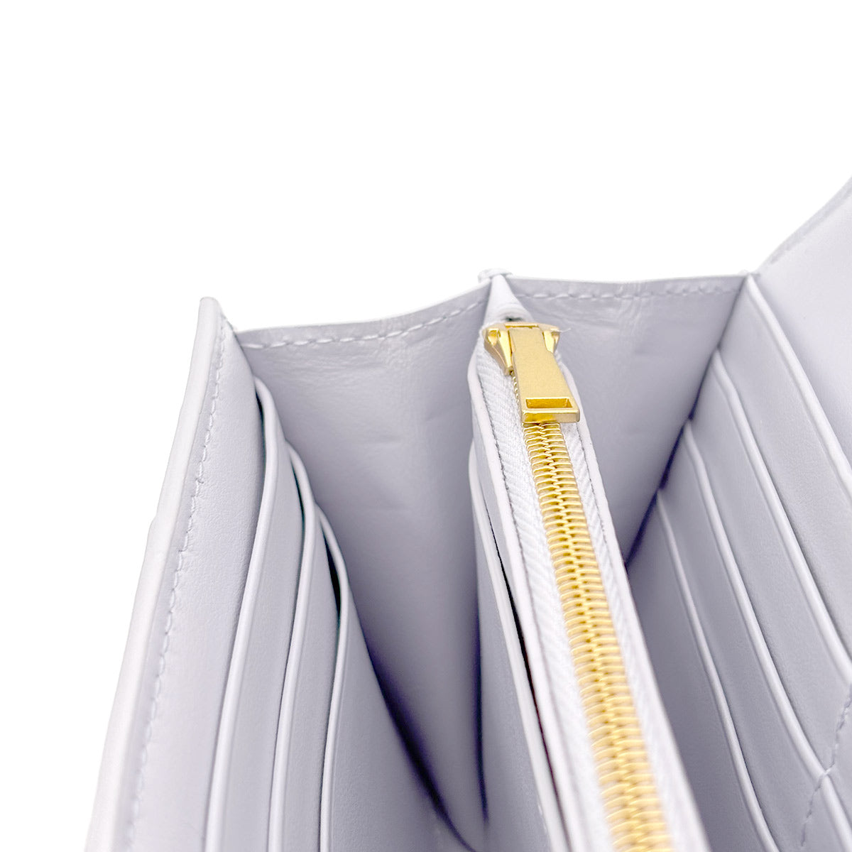 Maxi Intrecciato Long Wallet Leather Light Purple 667433