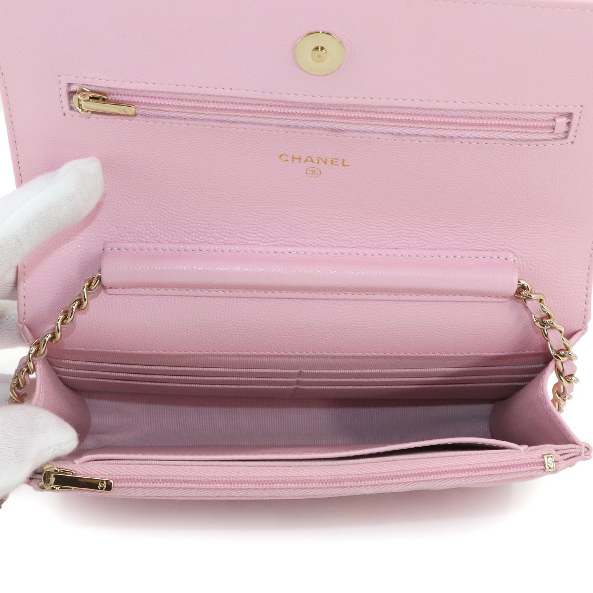 Wallet on Chain WOC Quilted Leather Pink AP3971