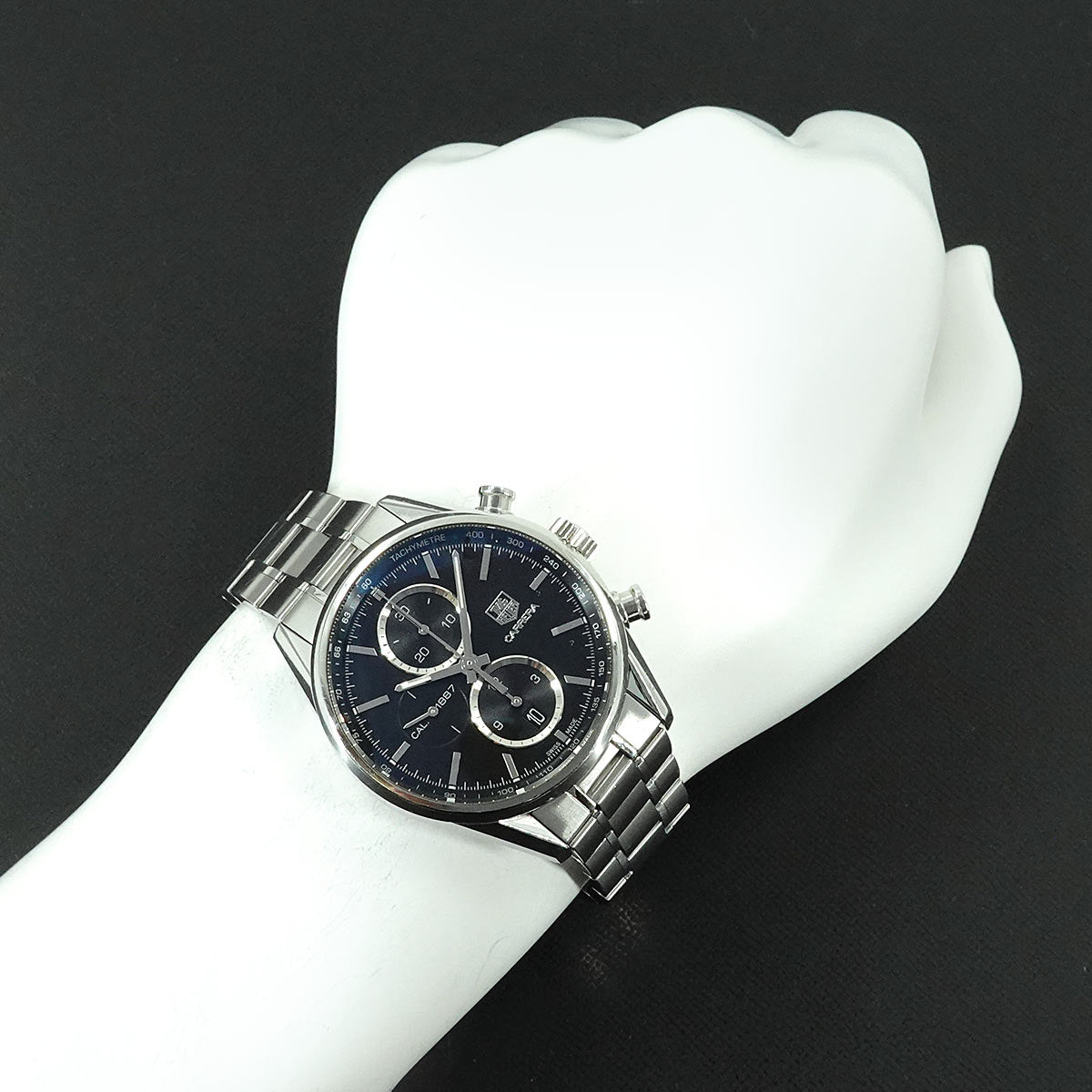 Carrera Chronograph CAR2110-1 Mens Watch Date Black Dial