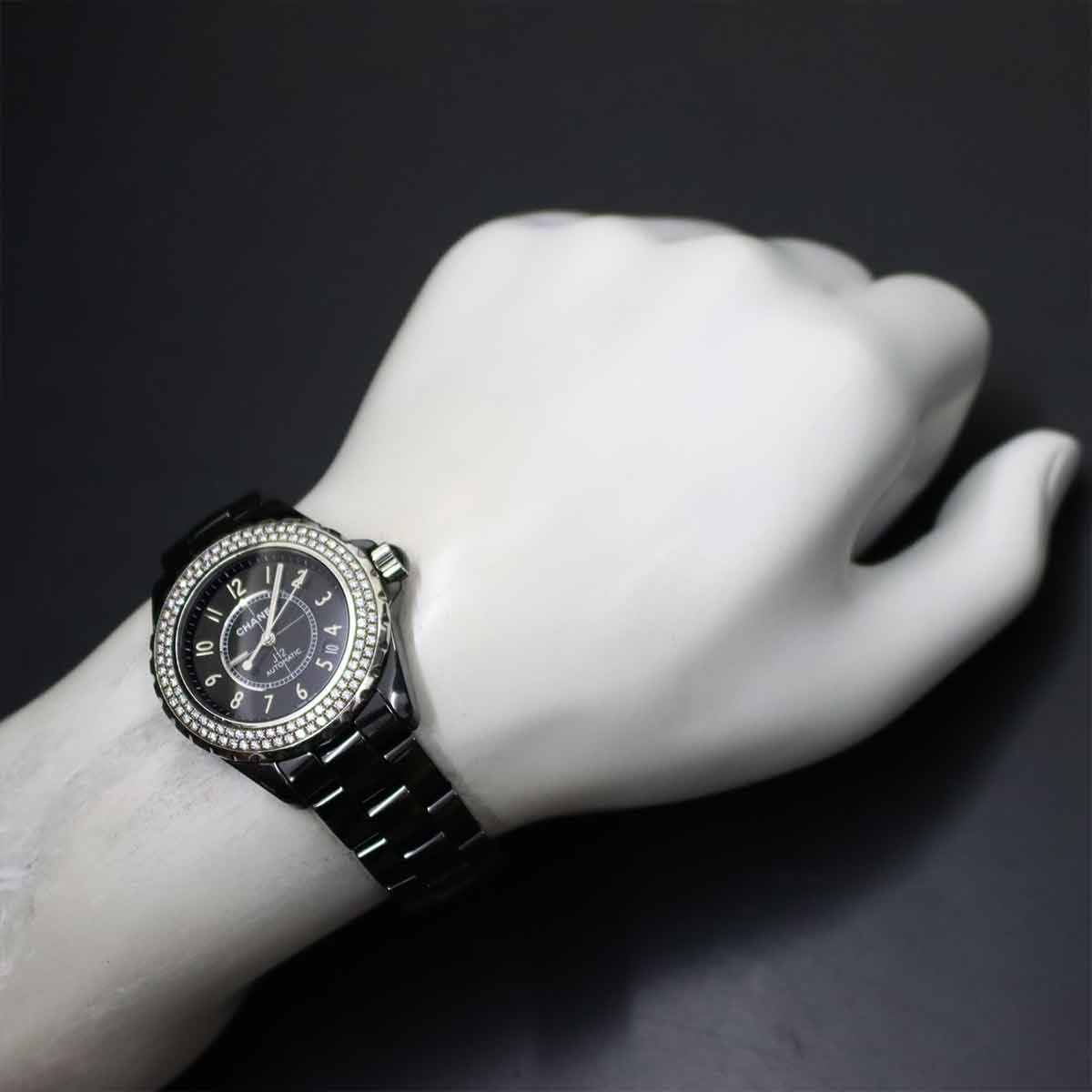 J12 38mm H0950 Bezel Diamond Automatic Black Dial Mens Watch