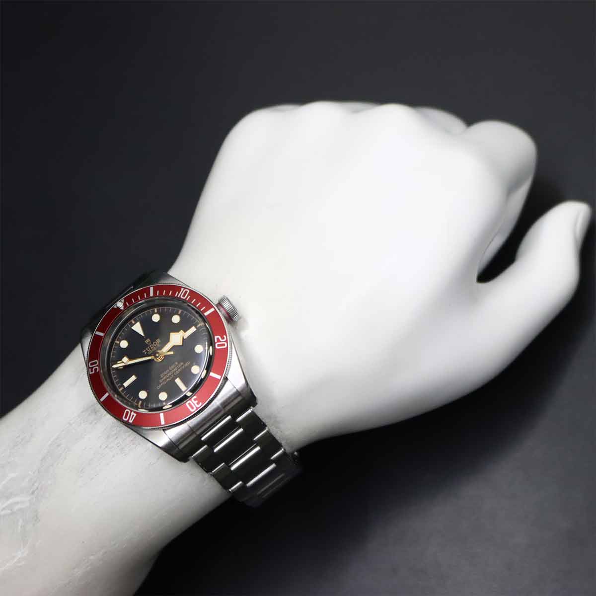 Heritage Black Bay 79230R Automatic Black Dial Mens Watch