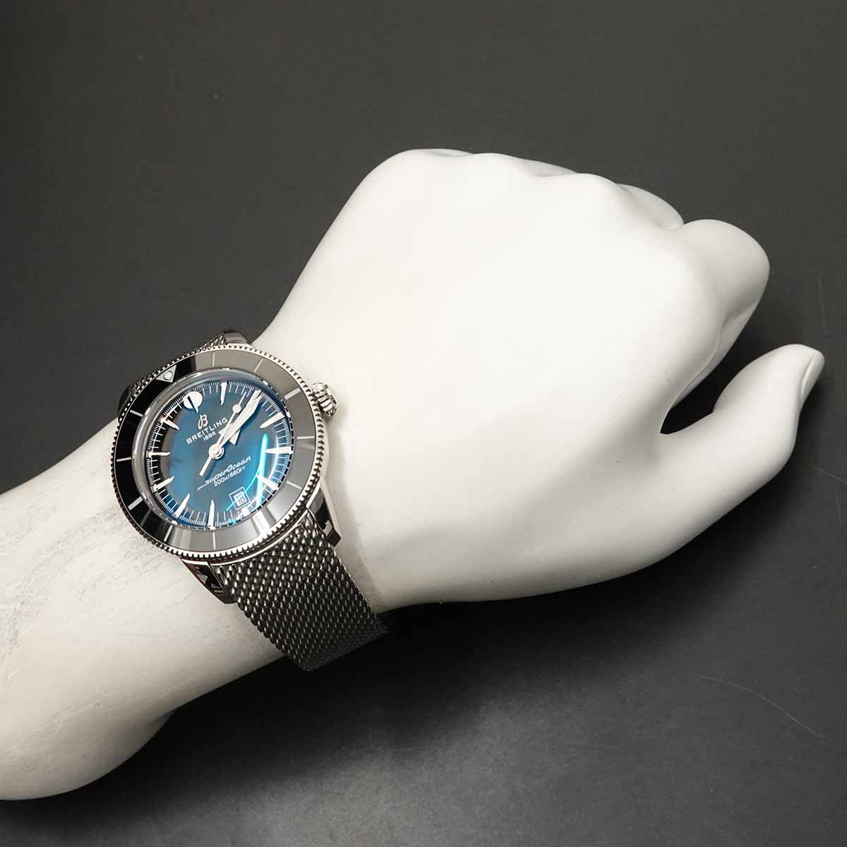 Super Ocean AB3112 Automatic Black Dial Mens Watch