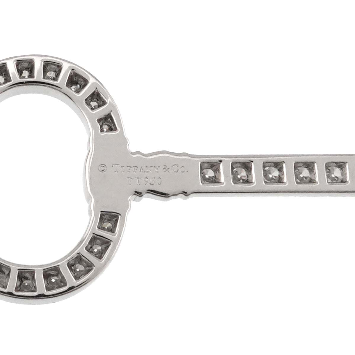 Oval Key Diamond Pendant Top Pt Platinum