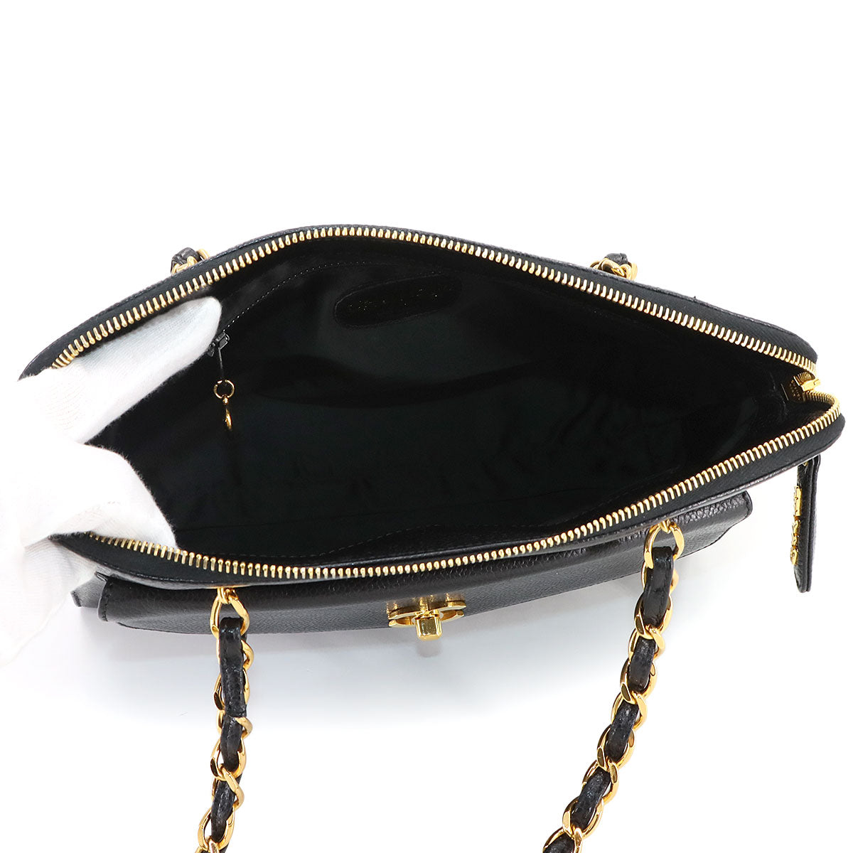 Matelasse Chain Shoulder Bag Leather Black Vintage