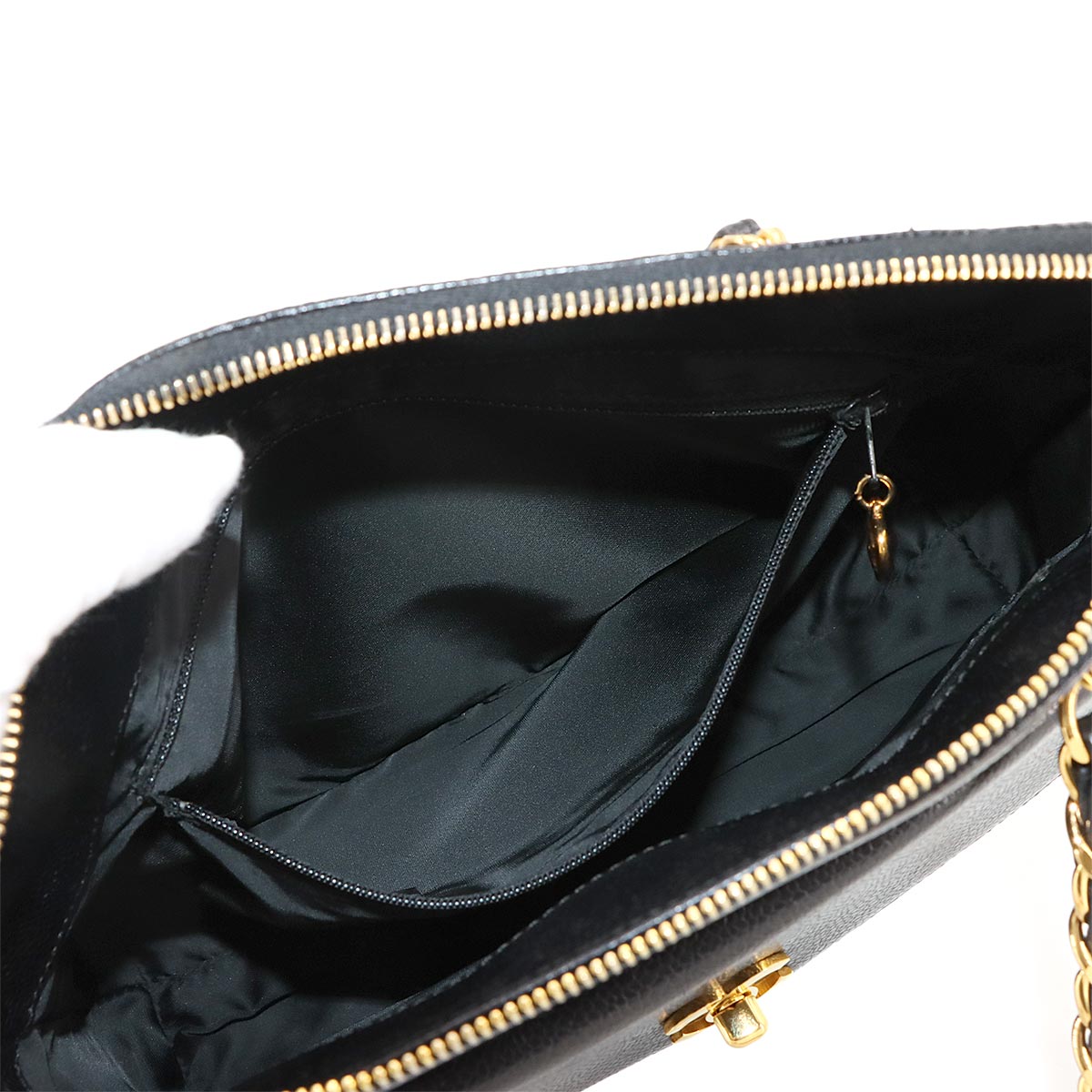 Matelasse Chain Shoulder Bag Leather Black Vintage