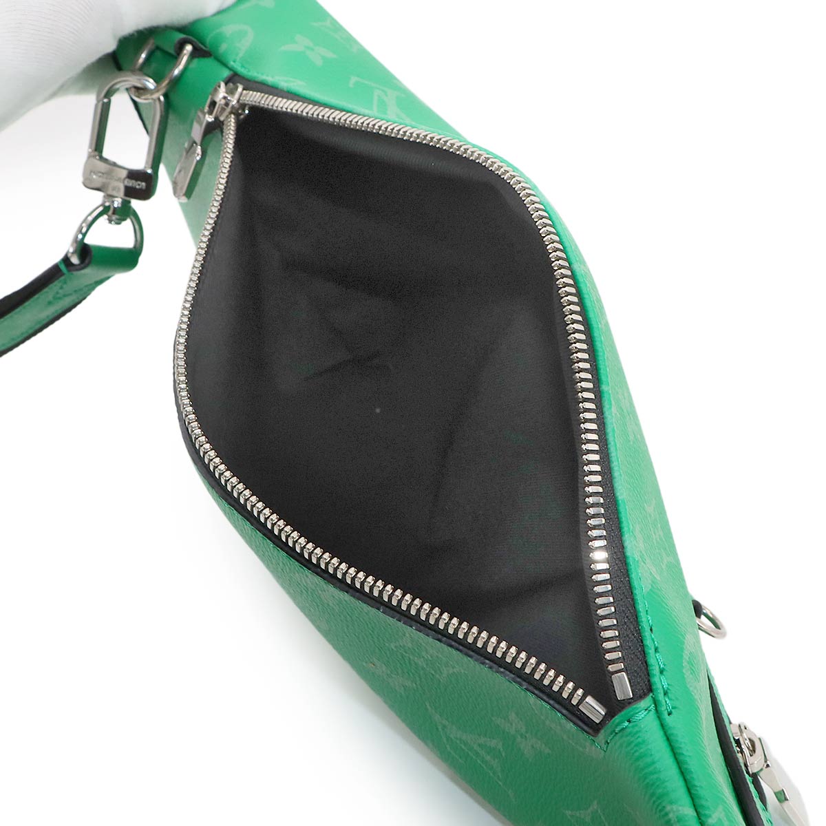 Taigarama Duo Slingbag Cactus Green M31000 Purse