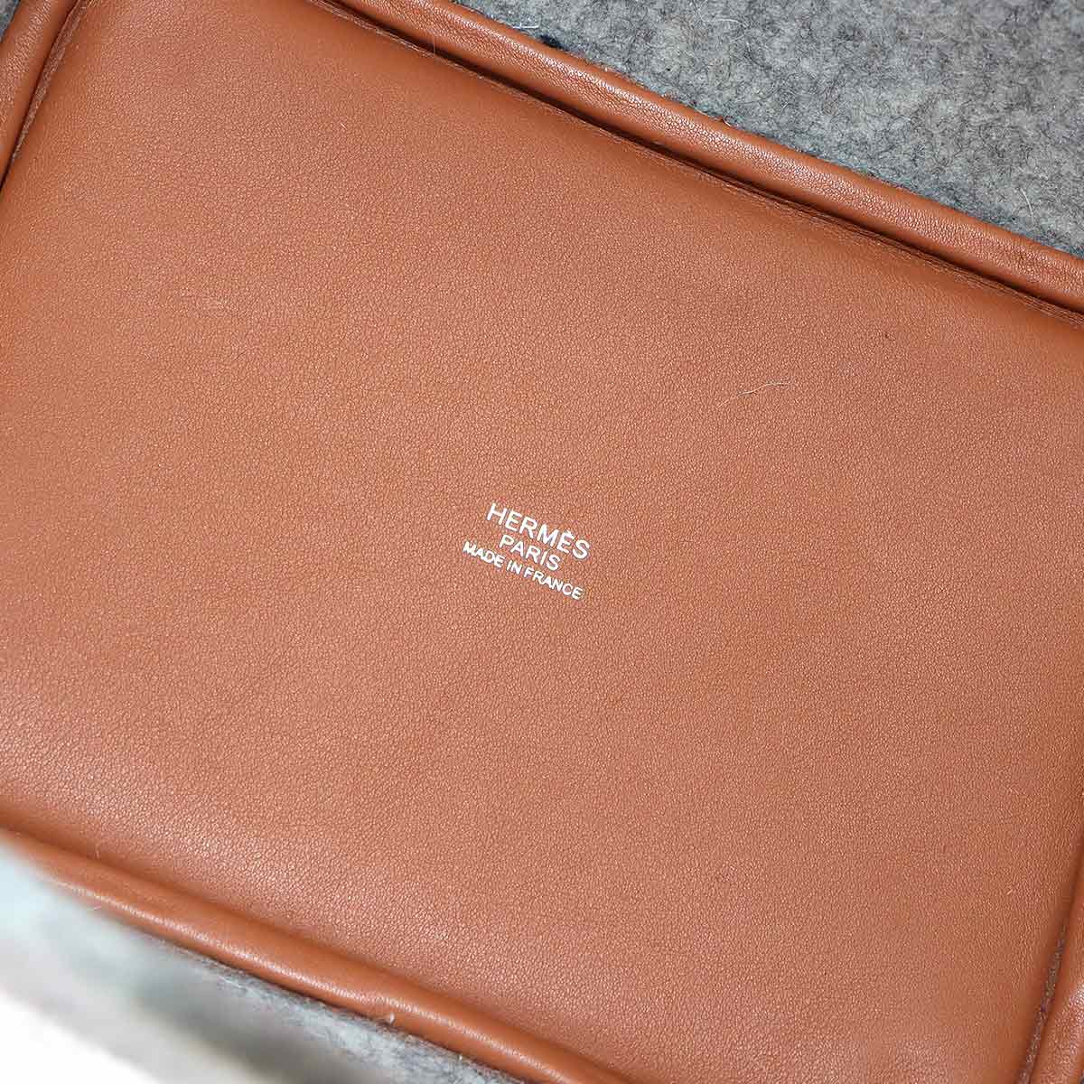 Picotin Lock PM Hand Bag Felt Veau Swift Gris Claire Gold