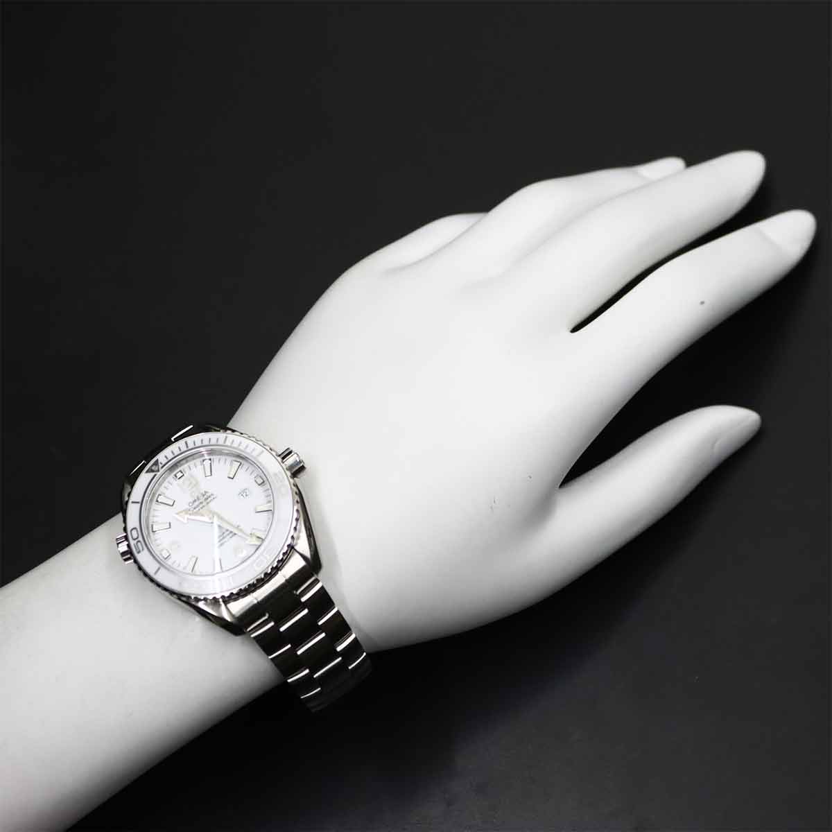 Seamaster Planet Ocean 232 30 38 20 04 001 White Dial Watch