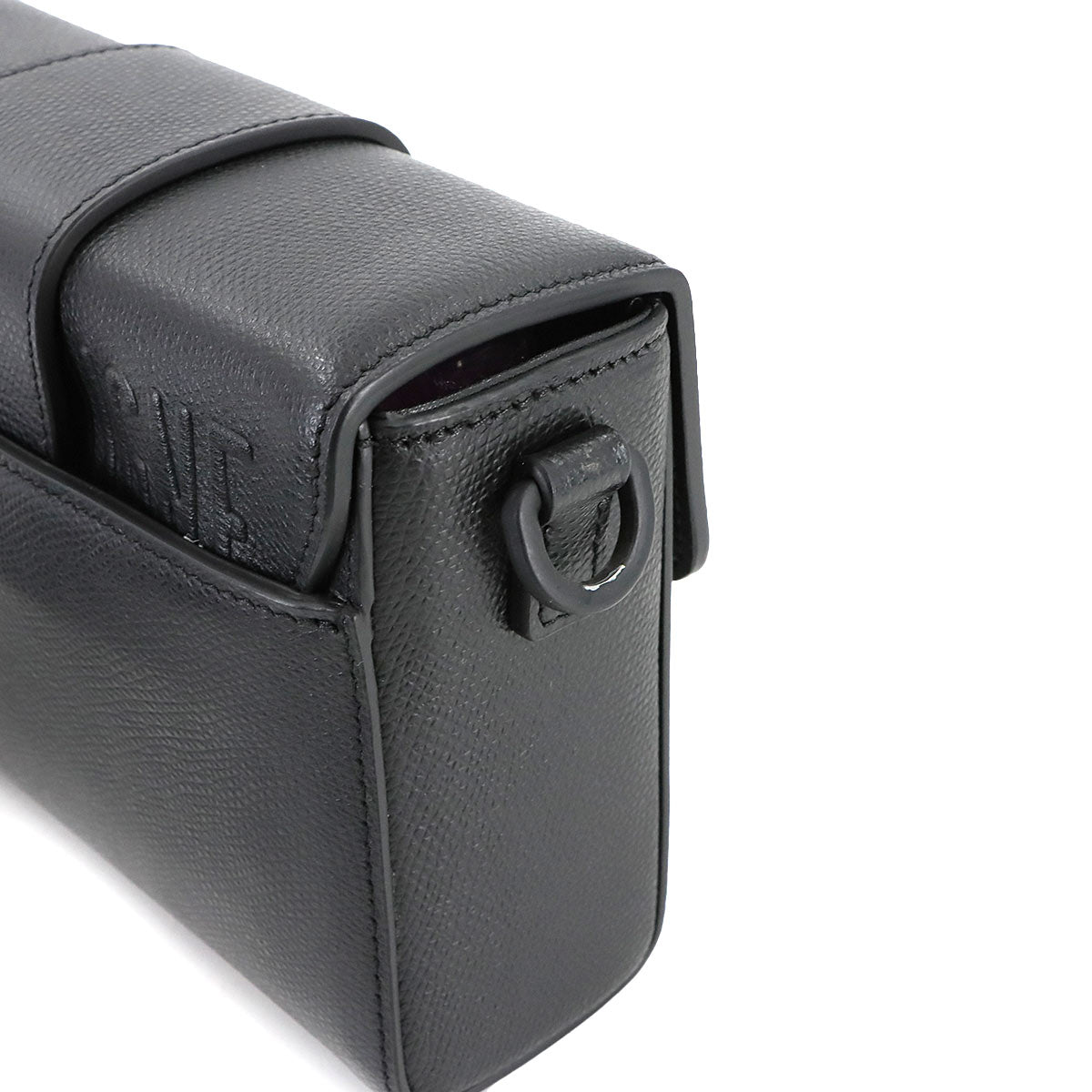 30 Montaigne Box Shoulder Bag Leather Black M9204UMOS