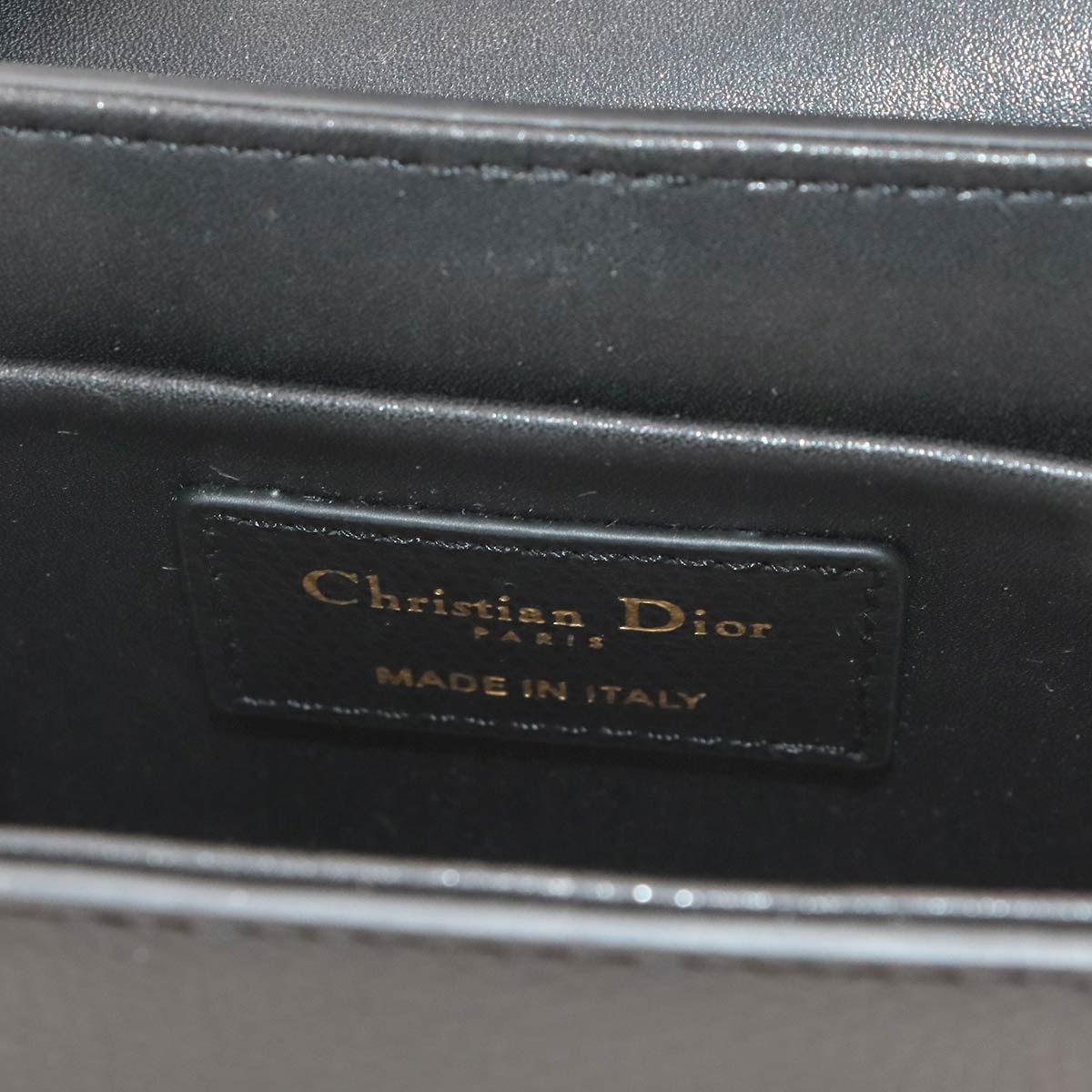 30 Montaigne Box Shoulder Bag Leather Black M9204UMOS