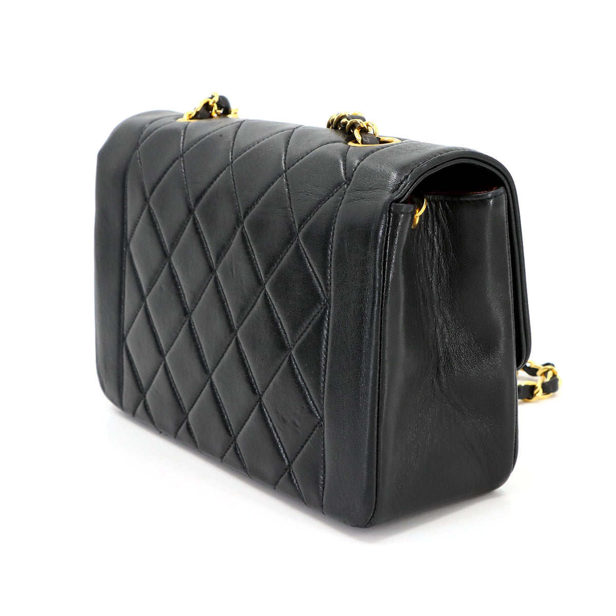 Diana Matelasse 22 Chain Shoulder Bag Leather A01164 Vintage