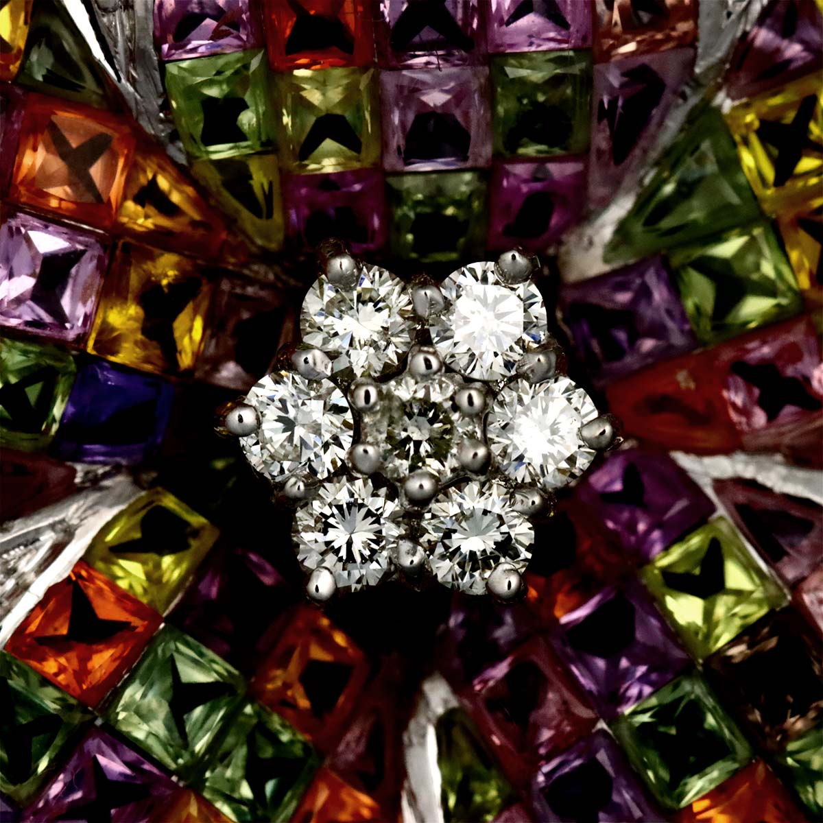 Sapphire 18.50ct Diamond 0.85ct Brooch Diamond 18K WG White Gold 750