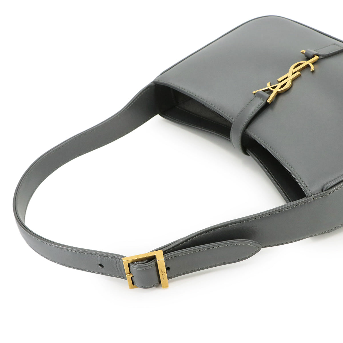 LE5A7 Monogram Shoulder Bag Leather Storm 657228