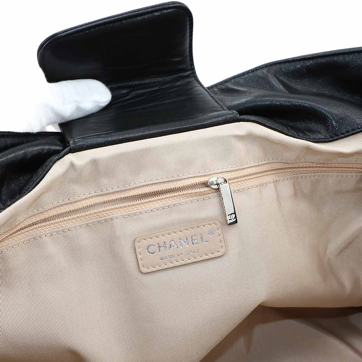 CHANEL Unlimited Tote Bag Leather Black Purse