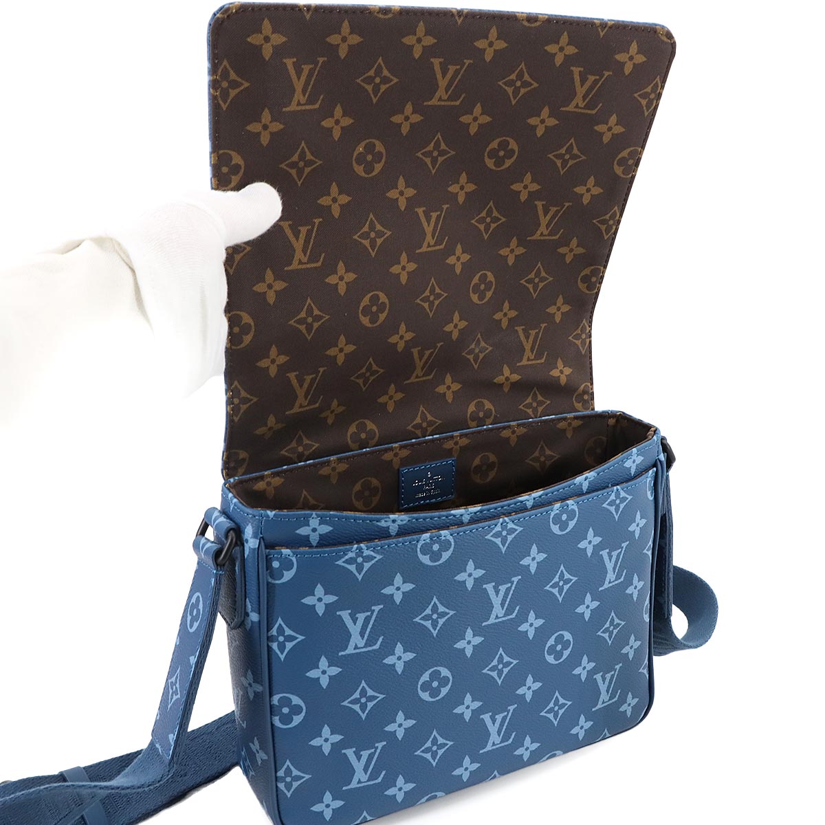 Monogram District PM NV3 Shoulder Bag M23785 Blue