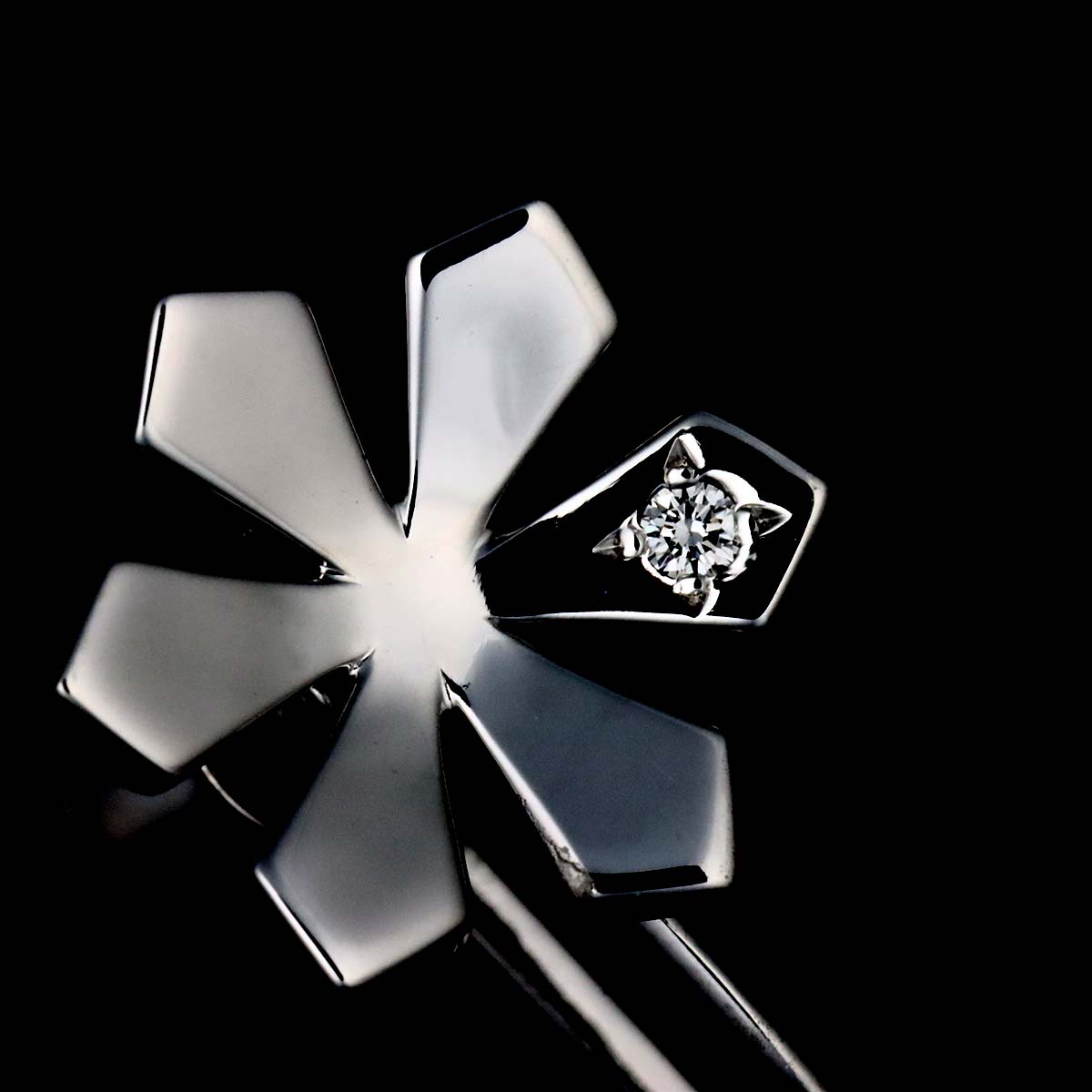 Diamond Earrings 18K White Gold 750