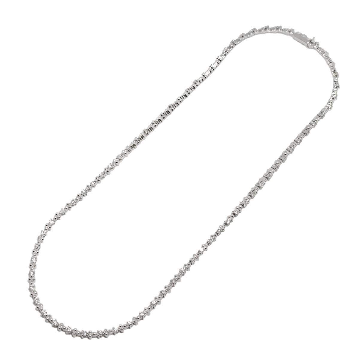 Diamond 1.65ct Necklace 18K White Gold 750