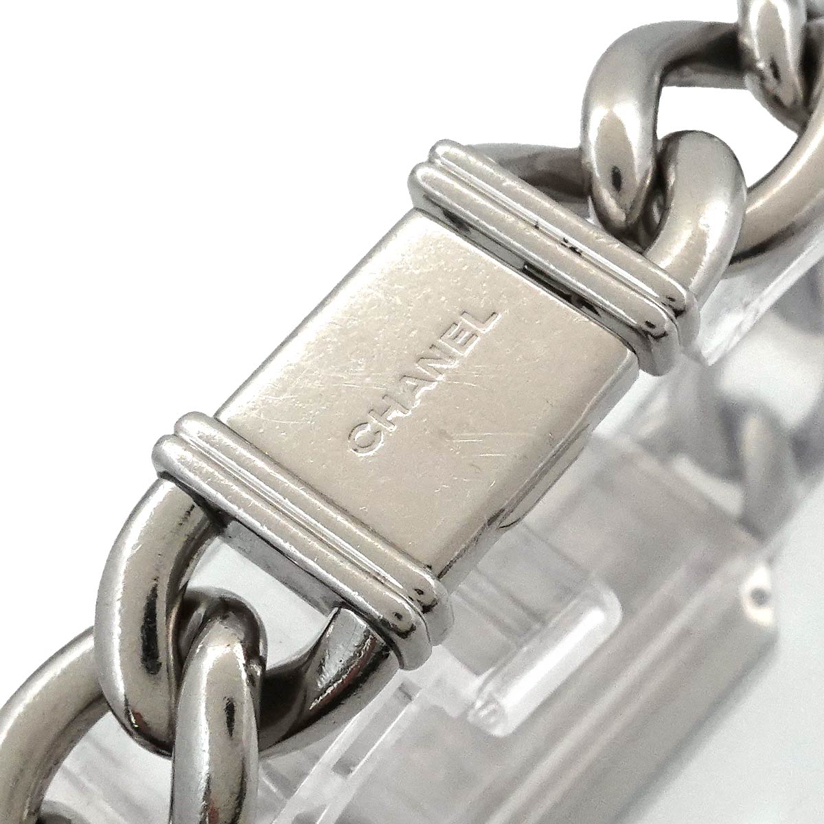 CHANEL Premiere Size L H1064 Quartz White Shell Dial Ladies Watch