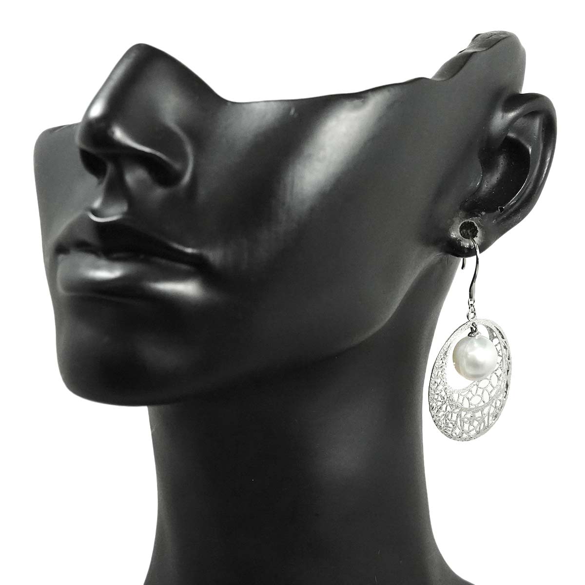 South Sea Pearl 9.5mm Earrings Pierced 18K WG 750