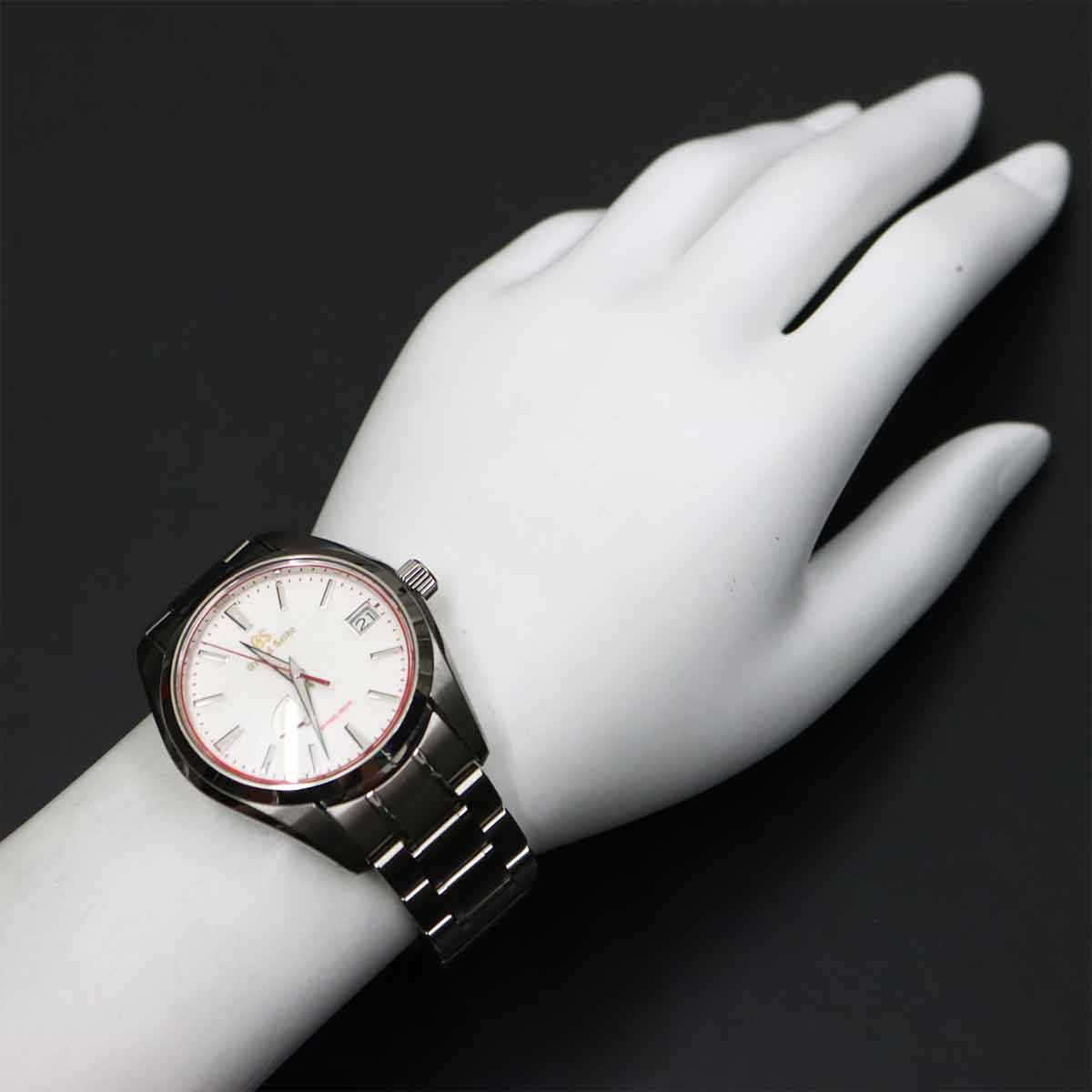 Spring Drive SBGA421 9R65-0DL0 Date White Dial Mens Watch